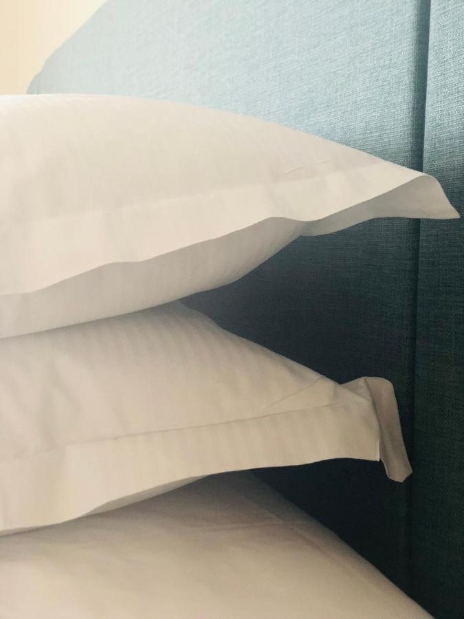 Porters Coffee Shop And B&B 赫尔姆斯利 外观 照片